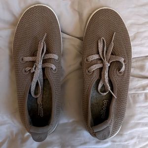 Allbirds Women’s Tree Skippers size 7 light Brown